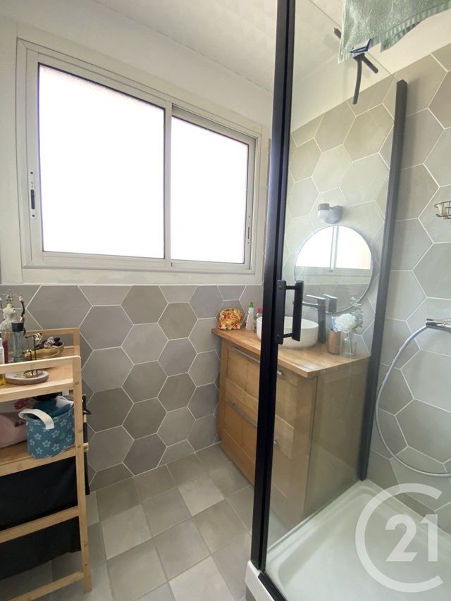 Appartement T4 à louer - 4 pièces - 62,52 m2 - Billere - 64 - AQUITAINE