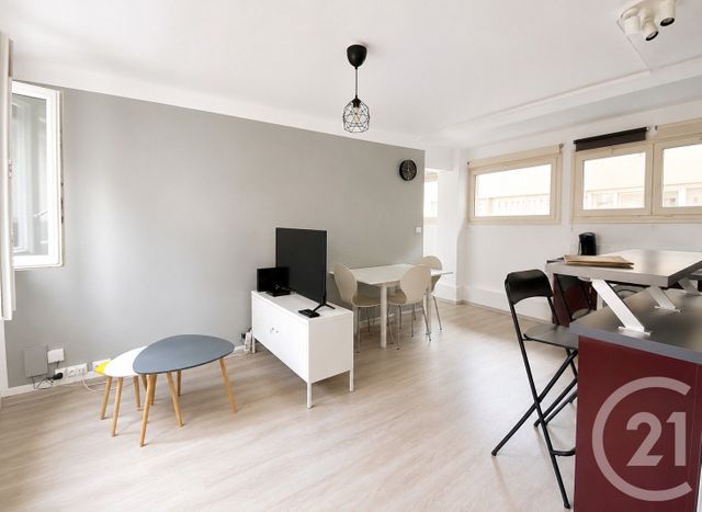 Appartement T3 &agrave; louer - 3 pi&egrave;ces - 49,42 m2 - Pau - 64 - AQUITAINE