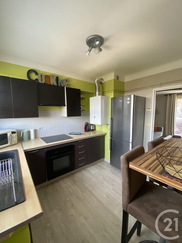 Appartement T3 à louer - 4 pièces - 66,77 m2 - Pau - 64 - AQUITAINE