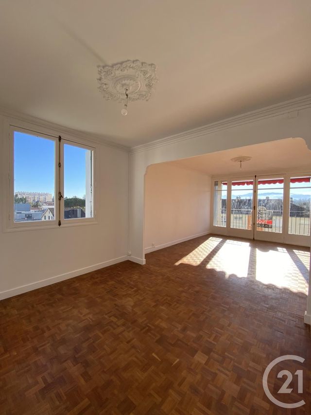 Appartement T4 à louer - 4 pièces - 81,16 m2 - Billere - 64 - AQUITAINE