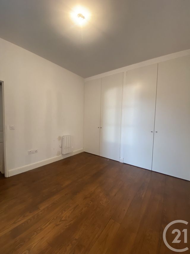Appartement T4 à louer - 4 pièces - 76,62 m2 - Pau - 64 - AQUITAINE