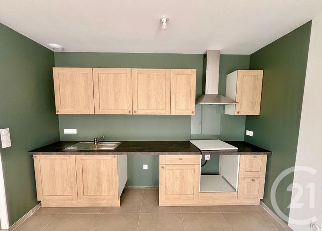 Maison &agrave; louer - 4 pi&egrave;ces - 70 m2 - Assat - 64 - AQUITAINE