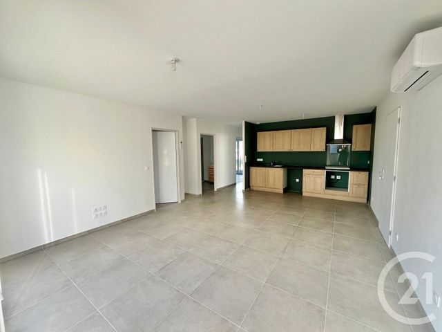 Maison &agrave; louer - 4 pi&egrave;ces - 70 m2 - Assat - 64 - AQUITAINE