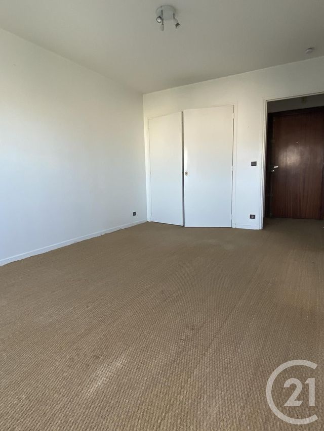 Appartement T2 à louer - 2 pièces - 29,70 m2 - Pau - 64 - AQUITAINE
