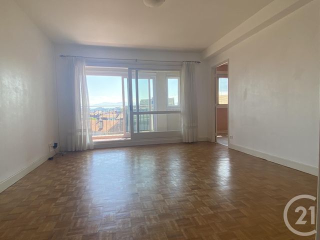 Appartement T4 &agrave; louer - 4 pi&egrave;ces - 76,85 m2 - Pau - 64 - AQUITAINE