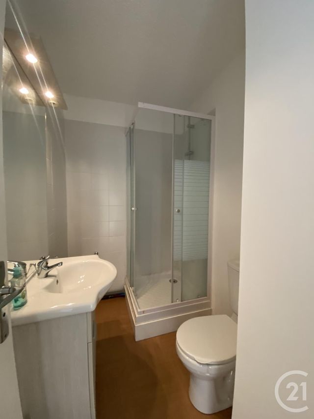 Appartement F2 &agrave; louer - 2 pi&egrave;ces - 30,87 m2 - Pau - 64 - AQUITAINE
