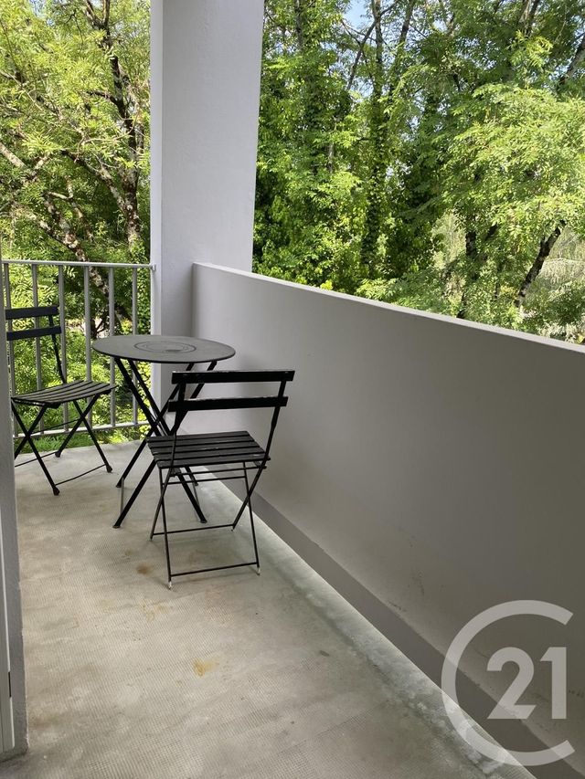 Appartement F2 &agrave; louer - 2 pi&egrave;ces - 30,87 m2 - Pau - 64 - AQUITAINE