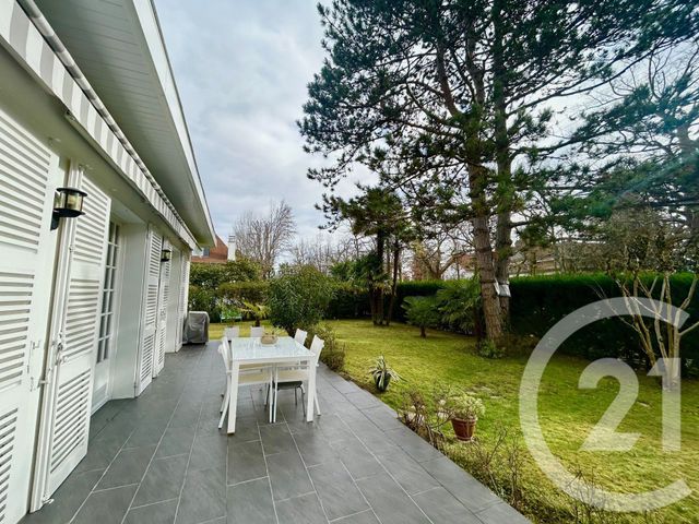 Maison &agrave; vendre - 8 pi&egrave;ces - 188,95 m2 - Pau - 64 - AQUITAINE
