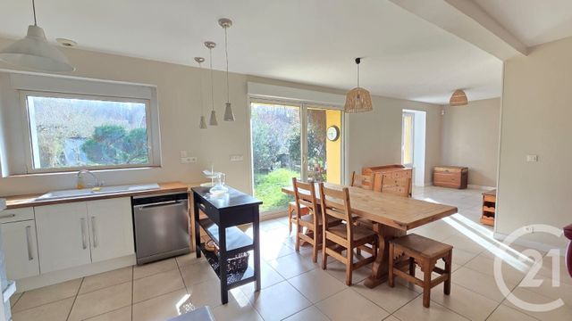 Maison &agrave; louer - 4 pi&egrave;ces - 121,40 m2 - Bizanos - 64 - AQUITAINE