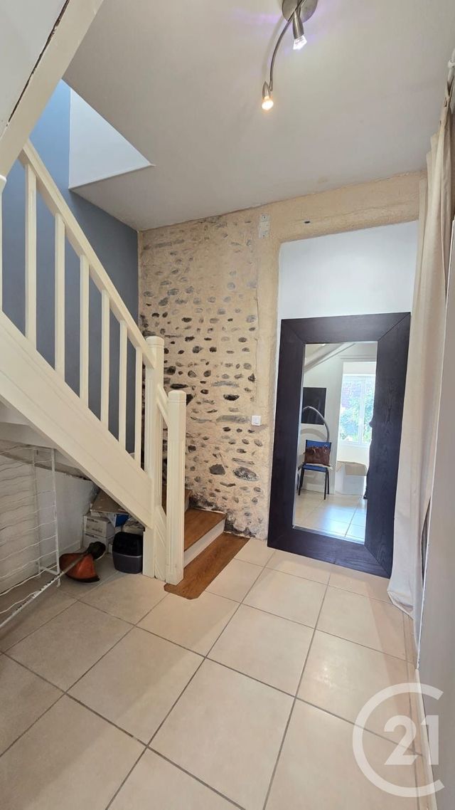 Maison &agrave; louer - 4 pi&egrave;ces - 121,40 m2 - Bizanos - 64 - AQUITAINE
