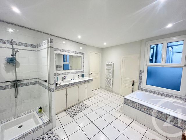 Appartement F3 &agrave; vendre - 3 pi&egrave;ces - 106,77 m2 - Pau - 64 - AQUITAINE