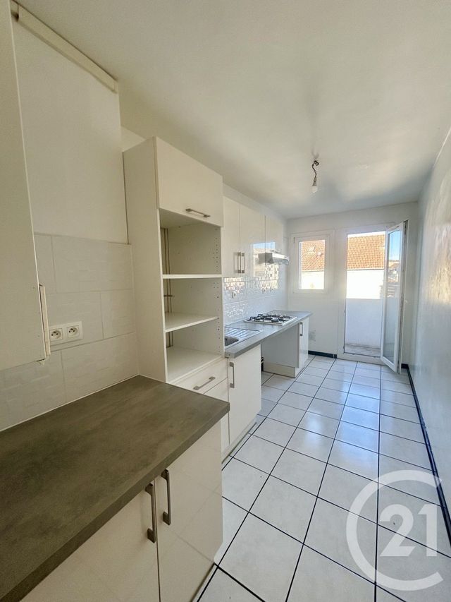 Appartement F3 &agrave; vendre - 3 pi&egrave;ces - 60 m2 - Pau - 64 - AQUITAINE