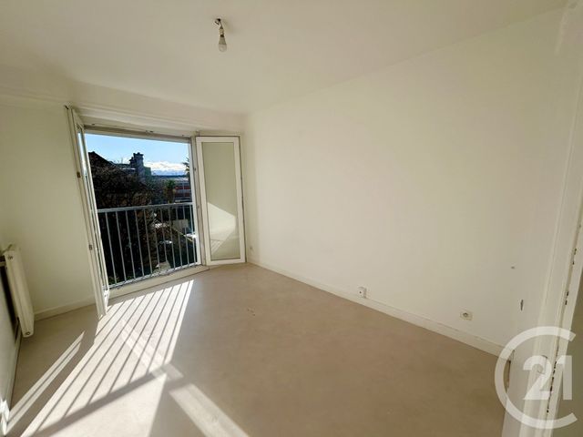 Appartement F3 &agrave; vendre - 3 pi&egrave;ces - 60 m2 - Pau - 64 - AQUITAINE