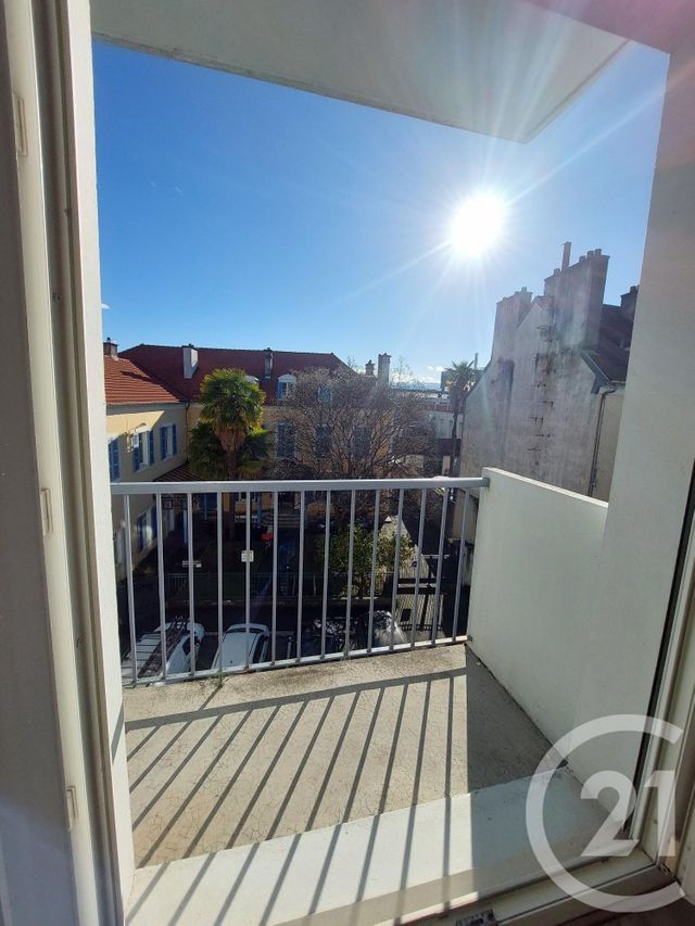 Appartement F3 &agrave; vendre - 3 pi&egrave;ces - 60 m2 - Pau - 64 - AQUITAINE