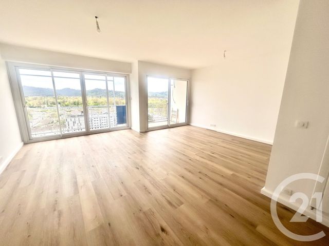 Appartement F3 &agrave; vendre - 3 pi&egrave;ces - 70 m2 - Pau - 64 - AQUITAINE