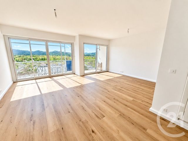 Appartement F3 &agrave; vendre - 3 pi&egrave;ces - 70 m2 - Pau - 64 - AQUITAINE