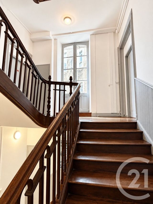 Appartement F4 &agrave; vendre - 4 pi&egrave;ces - 81 m2 - Pau - 64 - AQUITAINE