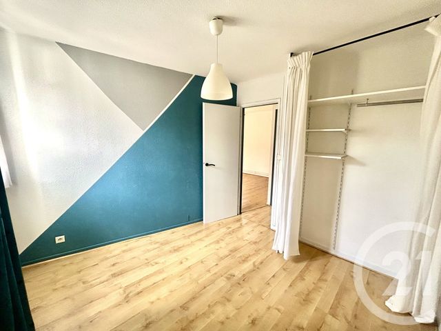 Appartement F4 &agrave; vendre - 4 pi&egrave;ces - 81 m2 - Pau - 64 - AQUITAINE