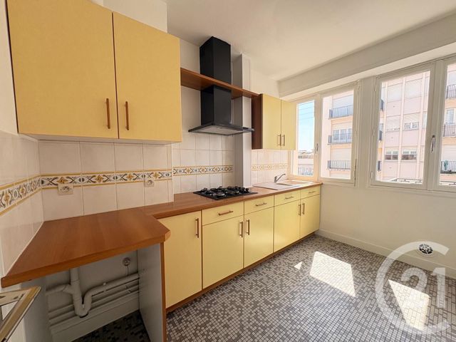 Appartement T2 &agrave; louer - 2 pi&egrave;ces - 36,15 m2 - Pau - 64 - AQUITAINE