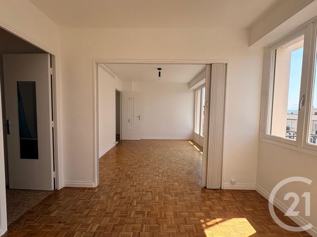 Appartement T2 &agrave; louer - 2 pi&egrave;ces - 36,15 m2 - Pau - 64 - AQUITAINE