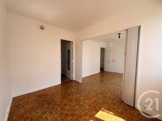 Appartement T2 &agrave; louer - 2 pi&egrave;ces - 36,15 m2 - Pau - 64 - AQUITAINE