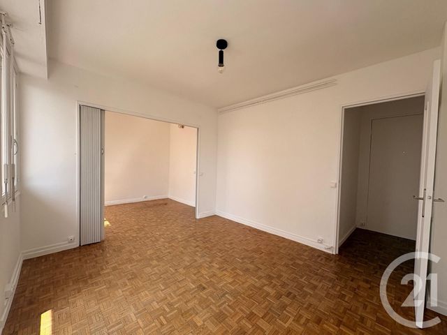 Appartement T2 &agrave; louer - 2 pi&egrave;ces - 36,15 m2 - Pau - 64 - AQUITAINE