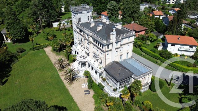 Appartement F8 &agrave; vendre - 8 pi&egrave;ces - 300 m2 - Pau - 64 - AQUITAINE