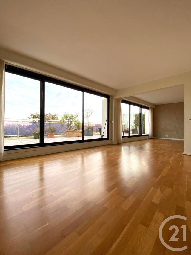 Appartement F4 &agrave; louer - 4 pi&egrave;ces - 114 m2 - Pau - 64 - AQUITAINE