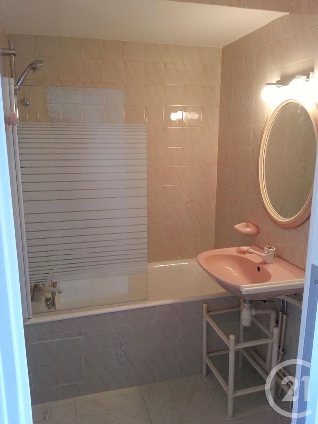 Appartement F1 &agrave; louer - 1 pi&egrave;ce - 29,32 m2 - Pau - 64 - AQUITAINE