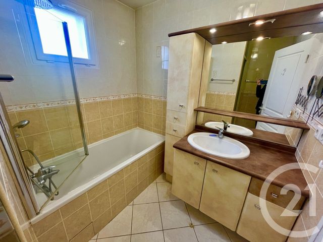 Appartement F4 &agrave; vendre - 4 pi&egrave;ces - 101,25 m2 - Pau - 64 - AQUITAINE