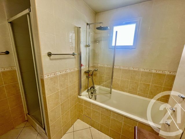 Appartement F4 &agrave; vendre - 4 pi&egrave;ces - 101,25 m2 - Pau - 64 - AQUITAINE