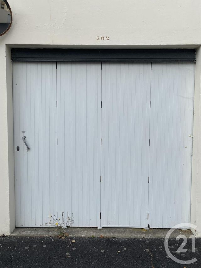 Parking &agrave; louer - 12 m2 - Pau - 64 - AQUITAINE
