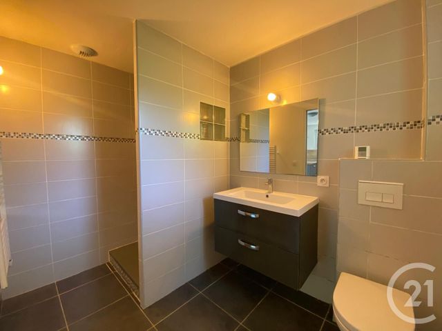 Maison &agrave; louer - 6 pi&egrave;ces - 169,12 m2 - Pau - 64 - AQUITAINE