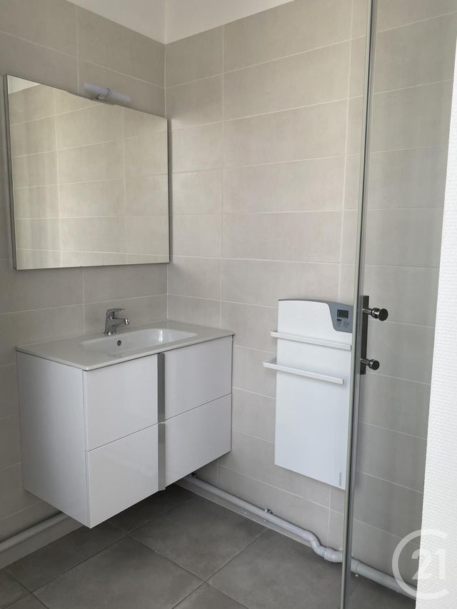 Appartement T3 &agrave; louer - 3 pi&egrave;ces - 79,59 m2 - Pau - 64 - AQUITAINE