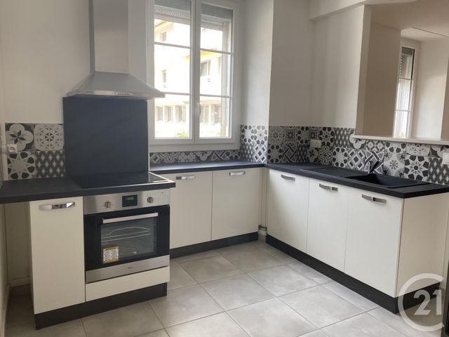 Appartement T3 &agrave; louer - 3 pi&egrave;ces - 79,59 m2 - Pau - 64 - AQUITAINE