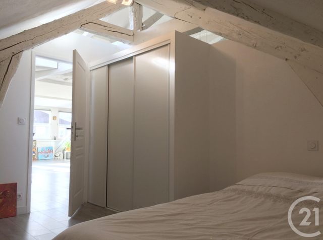 Appartement T2 &agrave; louer - 2 pi&egrave;ces - 69,57 m2 - Pau - 64 - AQUITAINE