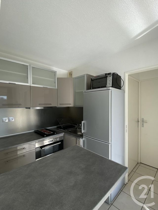 Appartement T2 &agrave; louer - 2 pi&egrave;ces - 30,70 m2 - Pau - 64 - AQUITAINE