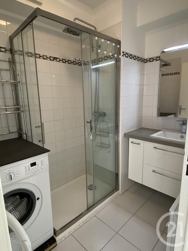 Appartement T2 &agrave; louer - 2 pi&egrave;ces - 30,70 m2 - Pau - 64 - AQUITAINE