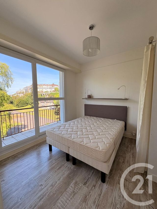 Appartement T2 &agrave; louer - 2 pi&egrave;ces - 56,76 m2 - Pau - 64 - AQUITAINE