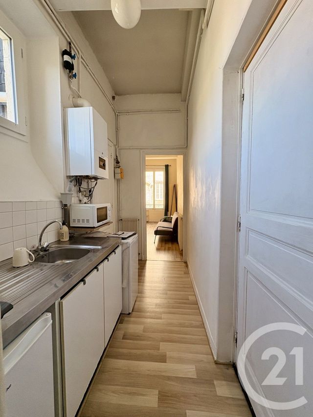 Appartement T1 &agrave; louer - 1 pi&egrave;ce - 25,83 m2 - Pau - 64 - AQUITAINE