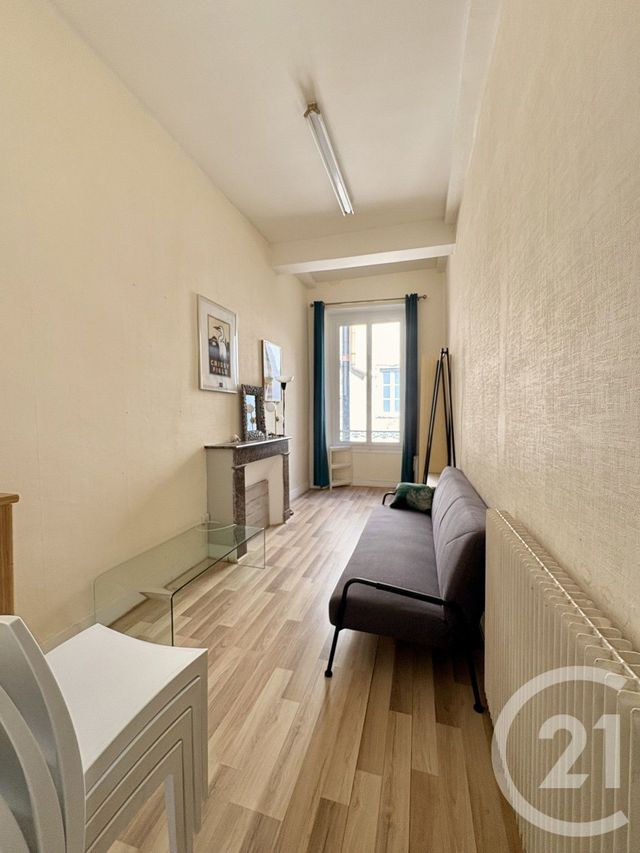 Appartement T1 &agrave; louer - 1 pi&egrave;ce - 25,83 m2 - Pau - 64 - AQUITAINE