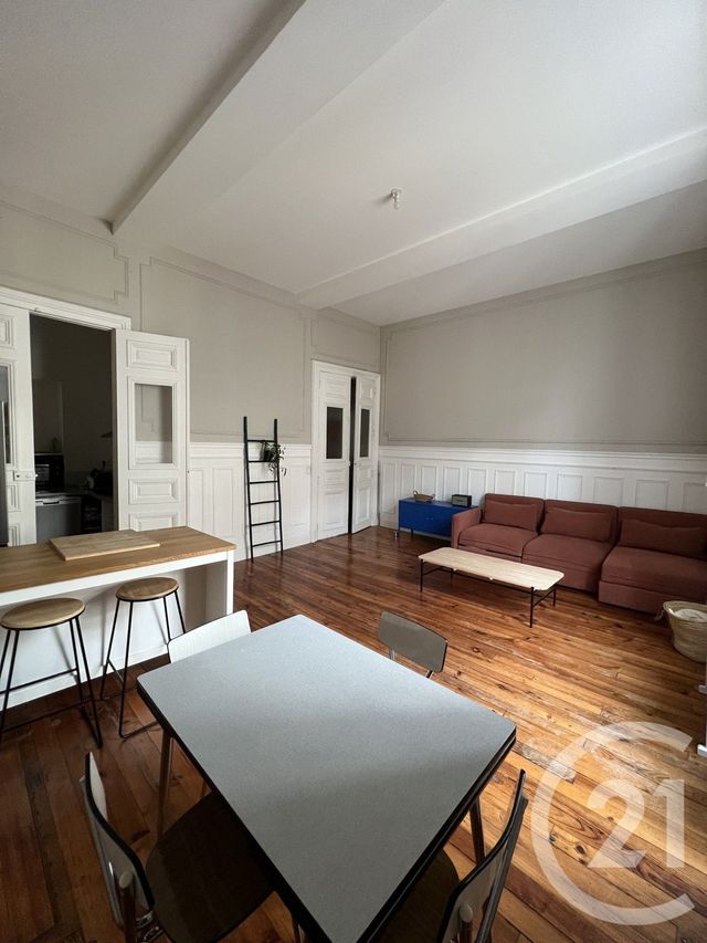 Appartement T3 &agrave; louer - 3 pi&egrave;ces - 69,76 m2 - Pau - 64 - AQUITAINE
