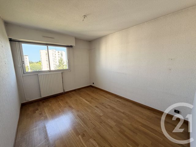 Appartement F3 &agrave; vendre - 3 pi&egrave;ces - 73,45 m2 - Pau - 64 - AQUITAINE