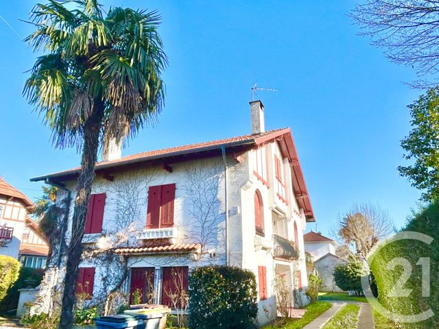 Maison &agrave; vendre - 6 pi&egrave;ces - 215 m2 - Pau - 64 - AQUITAINE