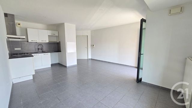 Appartement T3 &agrave; vendre - 3 pi&egrave;ces - 68,14 m2 - Pau - 64 - AQUITAINE