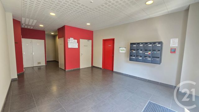 Appartement T3 &agrave; vendre - 3 pi&egrave;ces - 68,14 m2 - Pau - 64 - AQUITAINE