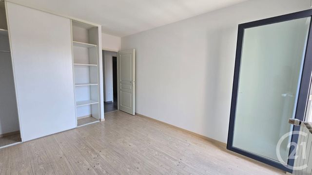 Appartement T3 &agrave; vendre - 3 pi&egrave;ces - 68,14 m2 - Pau - 64 - AQUITAINE