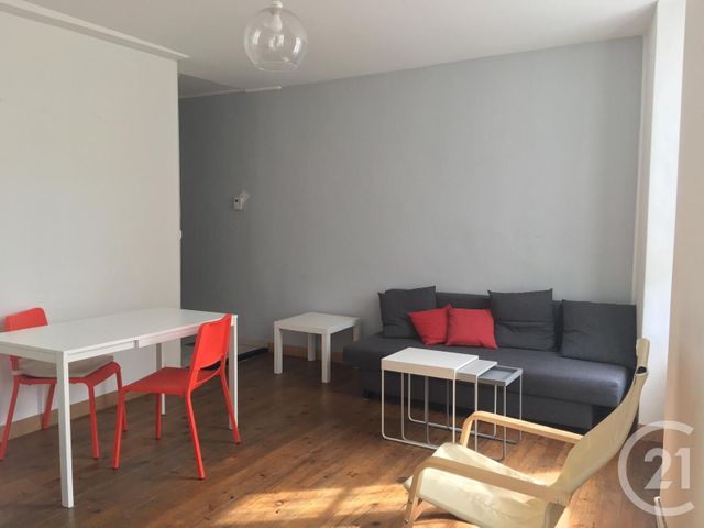 Appartement T3 &agrave; louer - 3 pi&egrave;ces - 61,84 m2 - Pau - 64 - AQUITAINE