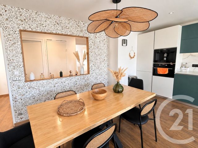 Appartement F4 &agrave; vendre - 4 pi&egrave;ces - 81 m2 - Pau - 64 - AQUITAINE