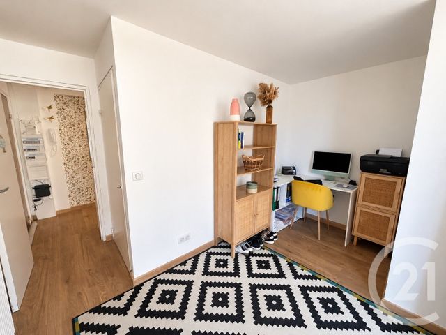 Appartement F4 &agrave; vendre - 4 pi&egrave;ces - 81 m2 - Pau - 64 - AQUITAINE